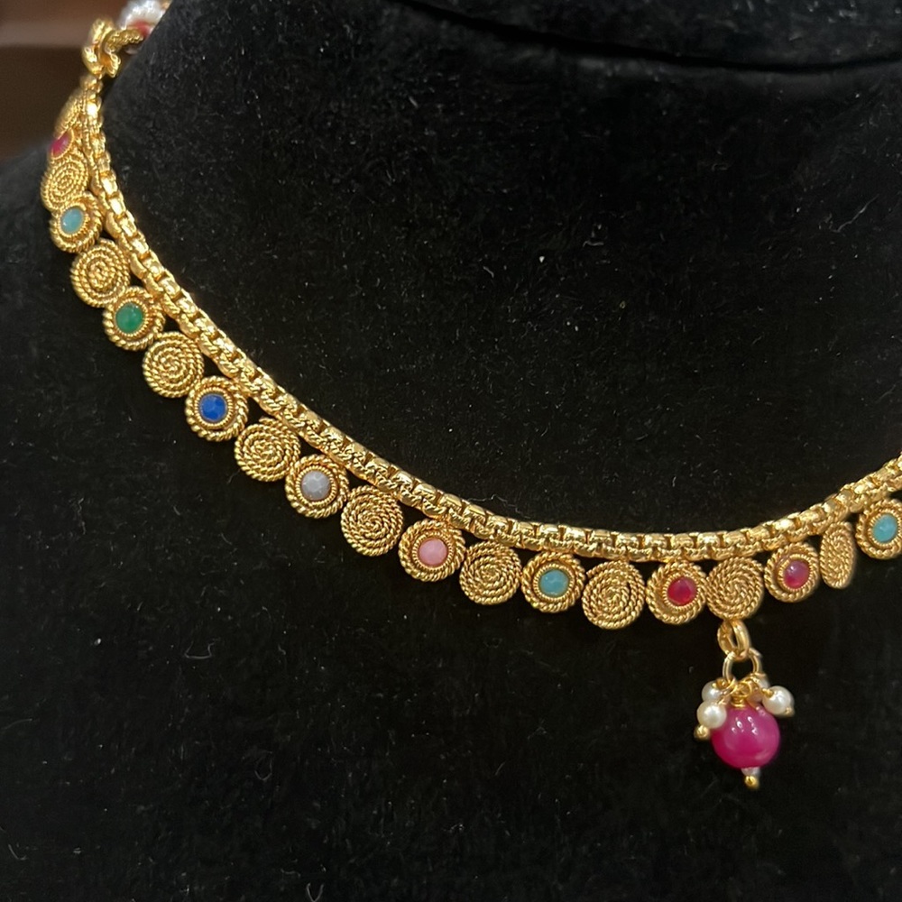 Multicolour Necklace - Picture 2 of 5